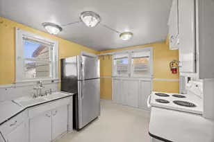 2029 Conway St, Saint Paul, MN 55119 - Photo 1