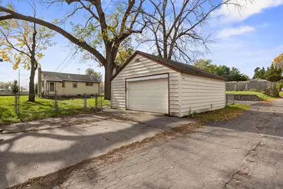 2029 Conway Street, Saint Paul, MN 55119 - Photo 17