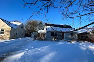 1331 Murray St, Saint Paul, MN 55116 - Photo 3