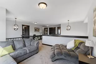 19600 Harbor Dr, Lakeville, MN 55044 - Photo 17