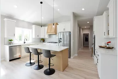 3924 49th Avenue S, Fargo, ND 58104 - Photo 7