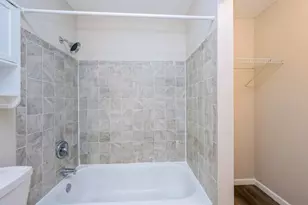 1601 N Innsbruck Dr, Fridley, MN 55432 - Photo 19