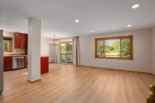 2678 Henslow Ave N, Oakdale, MN 55128 - Photo 7