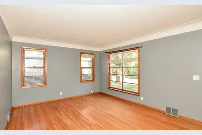 3608 31st Avenue N, Robbinsdale, MN 55422 - Photo 3