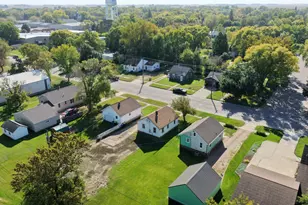 320 Dupont Ave NW, Renville, MN 56284 - Photo 37