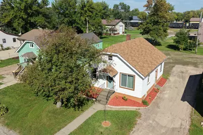 320 Dupont Avenue NW, Renville, MN 56284 - Photo 1