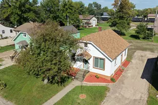 320 Dupont Ave NW, Renville, MN 56284 - Photo 1