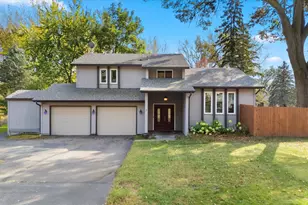 1158 Rockstone Ln, New Brighton, MN 55112 - Photo 1