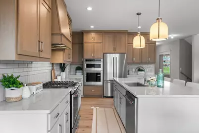 4944 Parkside Circle, Eagan, MN 55124 - Photo 9