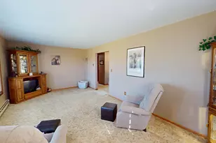 2418 W Main St, Albert Lea, MN 56007 - Photo 3