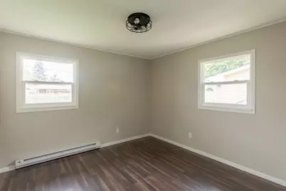 1806 10th Avenue N, Moorhead, MN 56560 - Photo 9