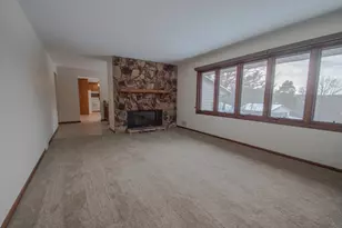 9350 Barnes Ave, Inver Grove Heights, MN 55077 - Photo 7