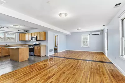 2827 Bryant Avenue N #4, Minneapolis, MN 55411 - Photo 9