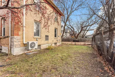 2827 Bryant Avenue N #4, Minneapolis, MN 55411 - Photo 25