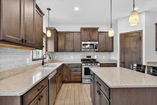 13918 Ashford Path, Rosemount, MN 55068 - Photo 11