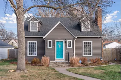 3742 Hubbard Avenue N, Robbinsdale, MN 55422 - Photo 1