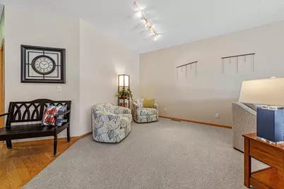 2713 Village Drive, Faribault, MN 55021 - Photo 19