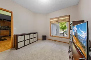 2713 Village Dr, Faribault, MN 55021 - Photo 17