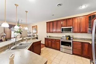 4852 Bisset Ln, Inver Grove Heights, MN 55076 - Photo 3