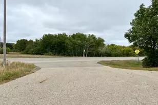 614 Ash Ave NE, Wadena, MN 56482 - Photo 5