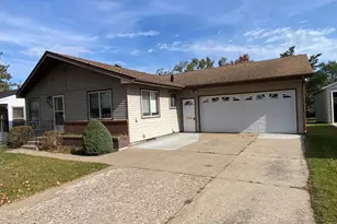 2520 Calihan Ave NE, Bemidji, MN 56601 - Photo 1