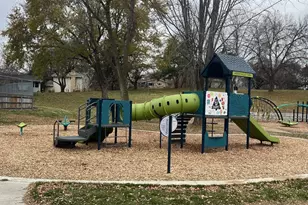 2816 Hillsboro Ave N, New Hope, MN 55427 - Photo 27