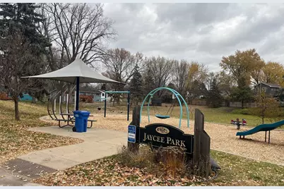 2816 Hillsboro Avenue N, New Hope, MN 55427 - Photo 23