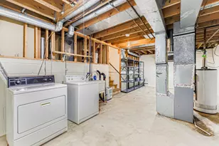 2816 Hillsboro Ave N, New Hope, MN 55427 - Photo 17