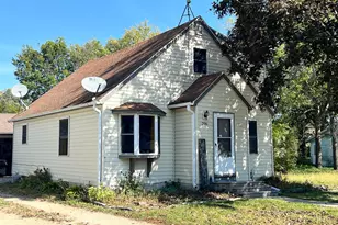 206 McKinley St, Manchester, MN 56007 - Photo 1