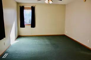 322 Oriole Ave N, Thief River Falls, MN 56701 - Photo 25