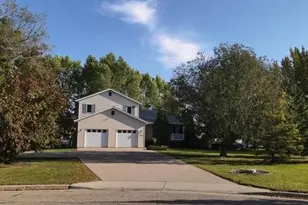 322 Oriole Ave N, Thief River Falls, MN 56701 - Photo 43