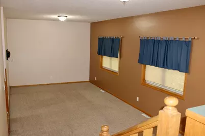 322 Oriole Avenue N, Thief River Falls, MN 56701 - Photo 13