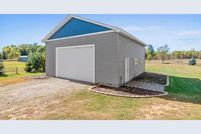 23846 Marmon Street NE, Bethel, MN 55005 - Photo 31