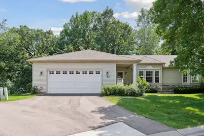 913 Carriage Lane, Chaska, MN 55318 - Photo 1