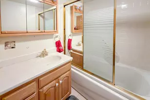 1942 Eddy St, Hastings, MN 55033 - Photo 9