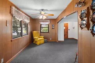 1942 Eddy St, Hastings, MN 55033 - Photo 7