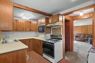 1942 Eddy St, Hastings, MN 55033 - Photo 11