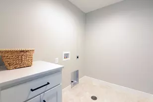 4795 39th St S, Fargo, ND 58104 - Photo 37