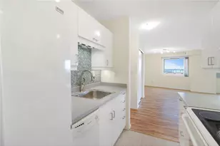 66 9th St, Saint Paul, MN 55101 - Photo 11