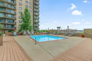 66 9th St, Saint Paul, MN 55101 - Photo 21