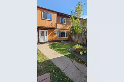 2228 30 1/2 Avenue S, Fargo,  58103 - Photo 1