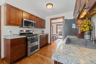 5690 136th St Ct, Apple Valley, MN 55124 - Photo 7