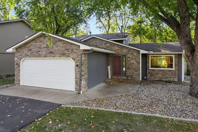 2009 Flag Avenue N, Golden Valley, MN 55427 - Photo 1