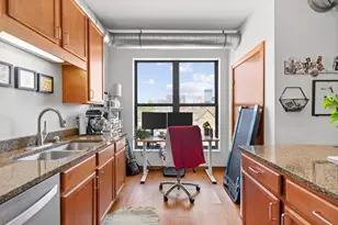 15 Franklin Ave E, Minneapolis, MN 55404 - Photo 9