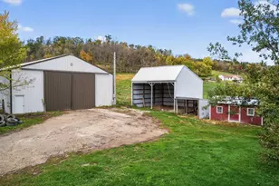 10443 Hwy 30 SE, Chatfield, MN 55923 - Photo 29