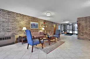 2220 Midland Grove Rd, Roseville, MN 55113 - Photo 21