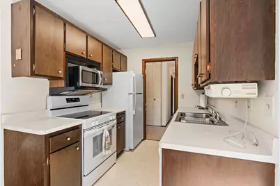 10113 W 34th Street #228, Hopkins, MN 55305 - Photo 9