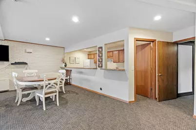 10113 W 34th Street #228, Hopkins, MN 55305 - Photo 5