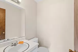 10113 W 34th St, Hopkins, MN 55305 - Photo 23