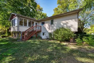 10521 Lake Fall Dr, Eden Prairie, MN 55347 - Photo 7